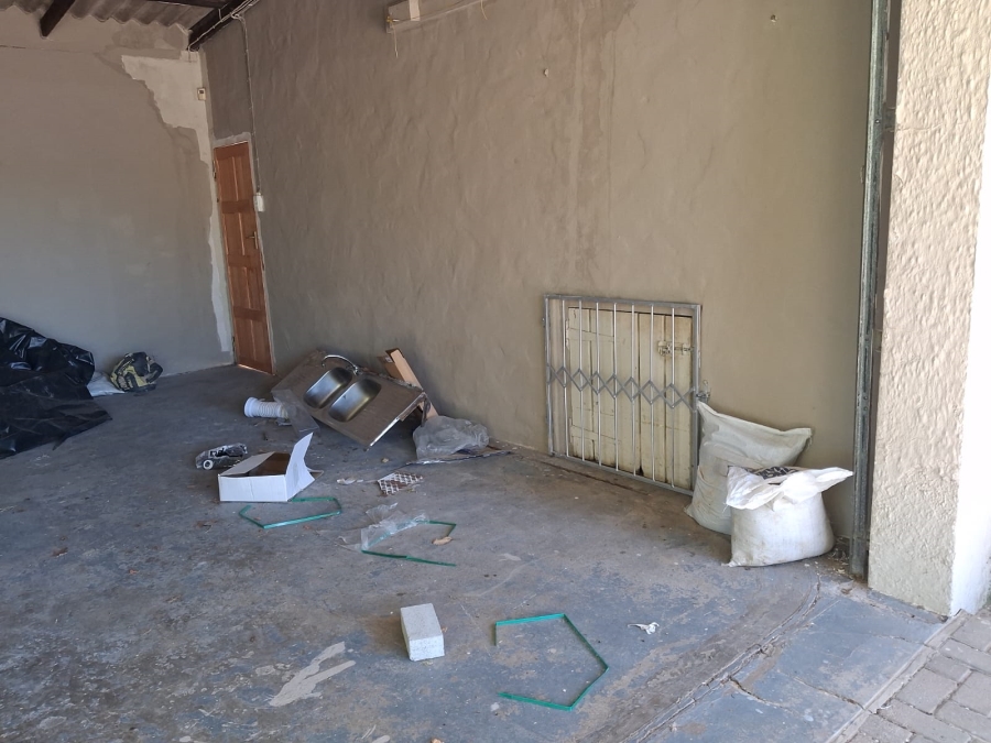 To Let 3 Bedroom Property for Rent in Selborne Eastern Cape